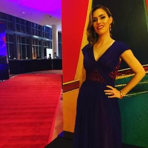 Meet your Posher, Elvira